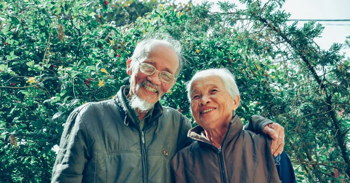 Couple de retraités heureux